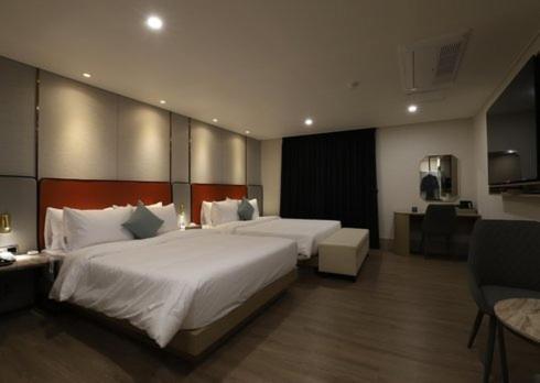 H Avenue Hwamyeong Motel *