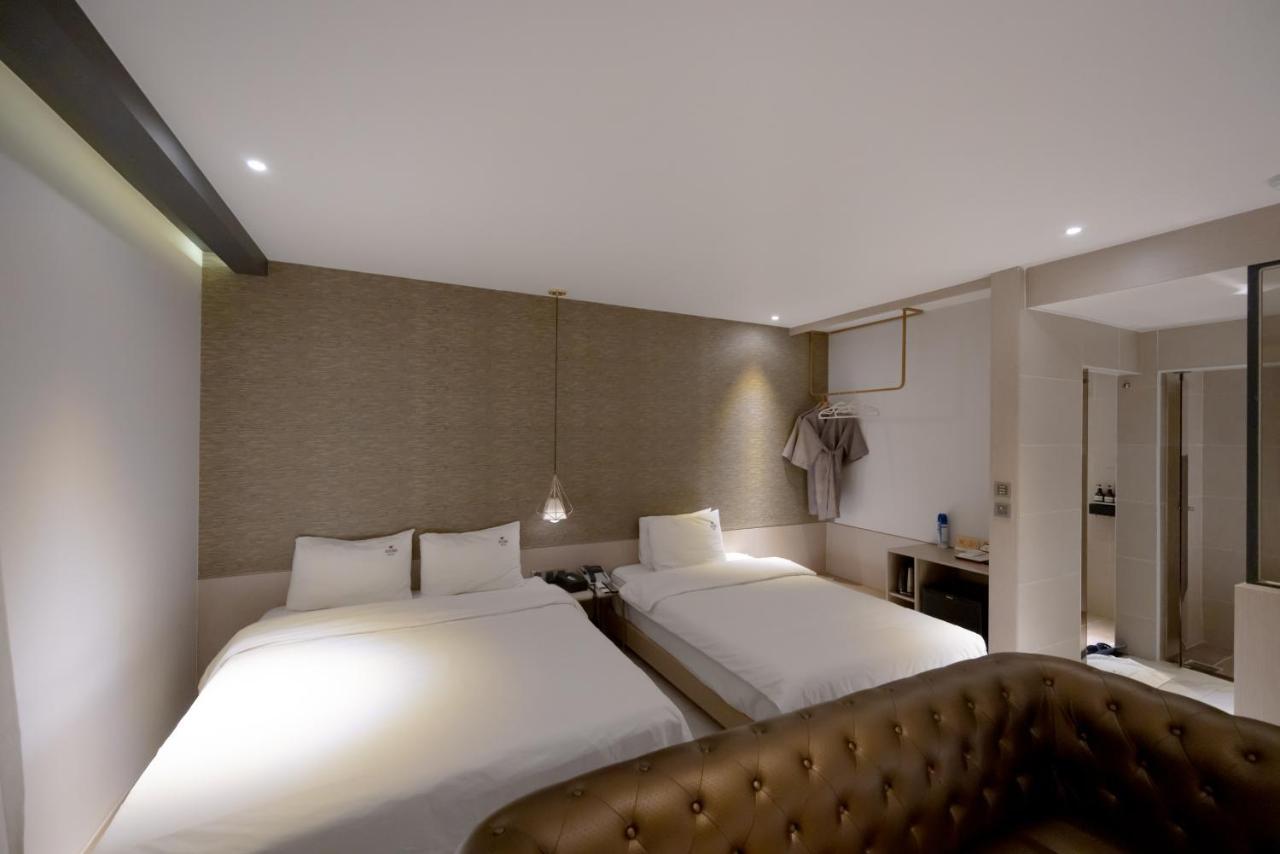 Hound Seomyeon-beomcheon Hotel Busan