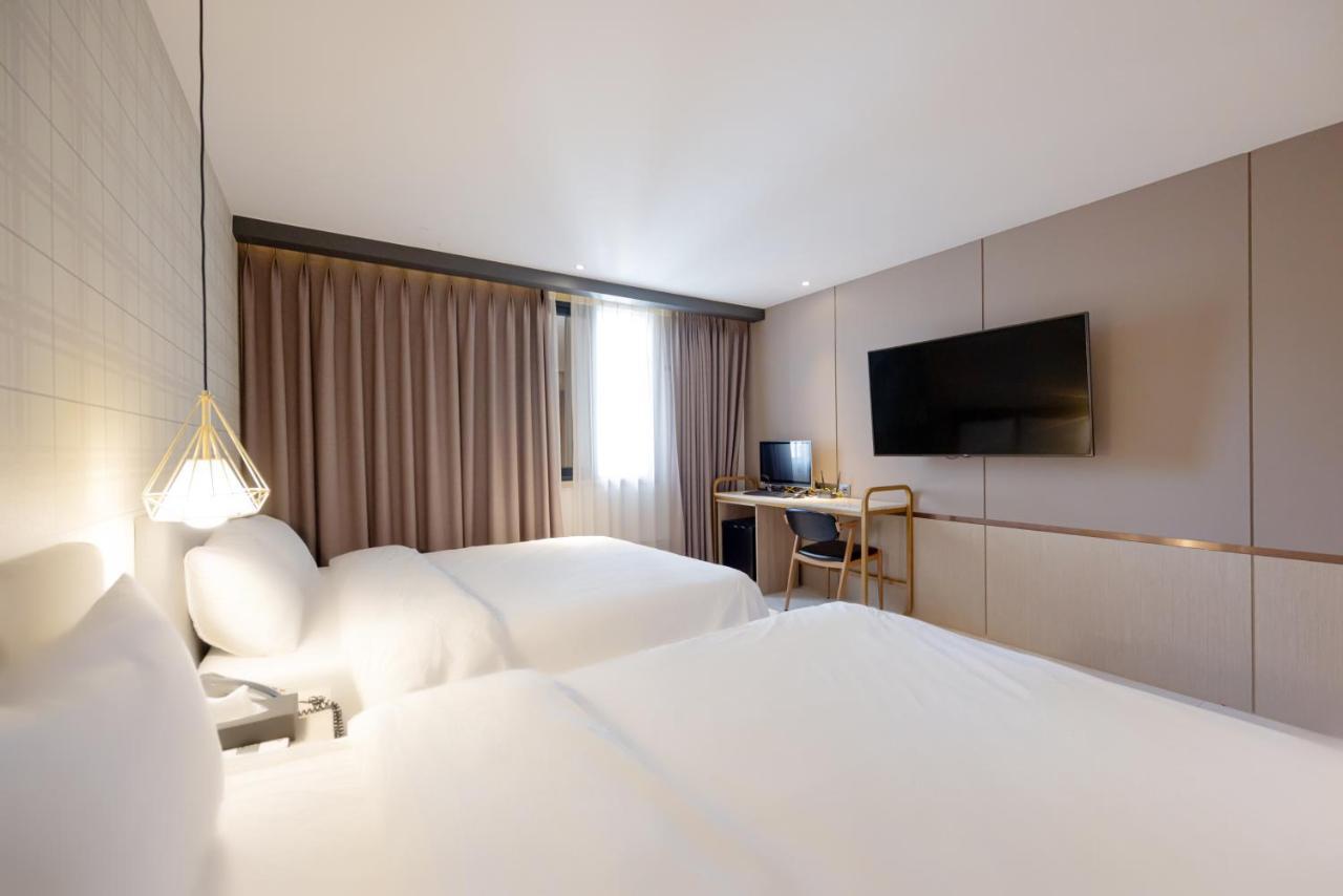 Hound Seomyeon-beomcheon 3* Busan