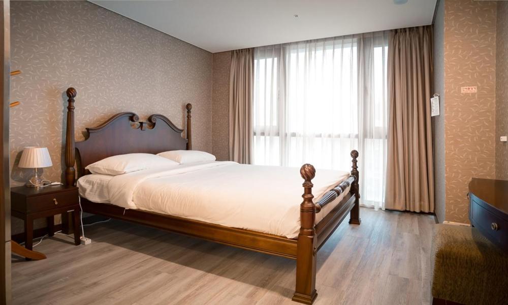 Hotel Centurn Victoria
