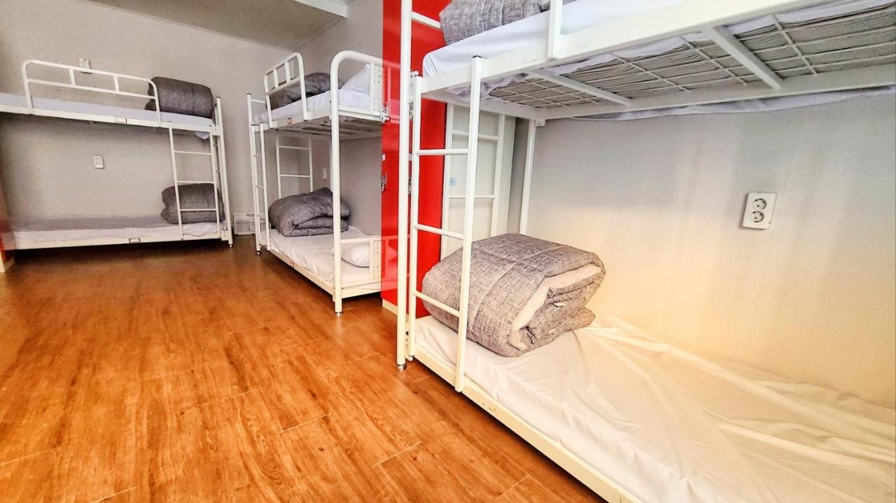 Kimchee Busan Downtown Guesthouse *
