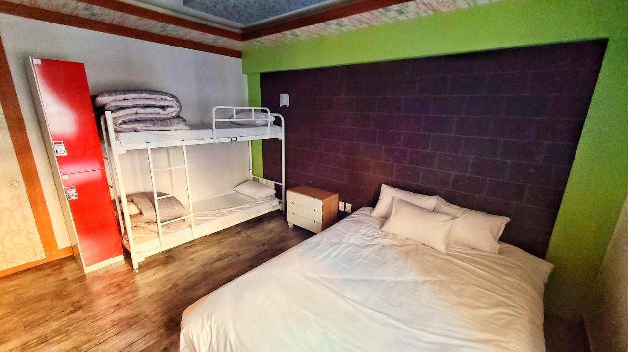 Hostel Kimchee Busan Downtown Guesthouse Busan