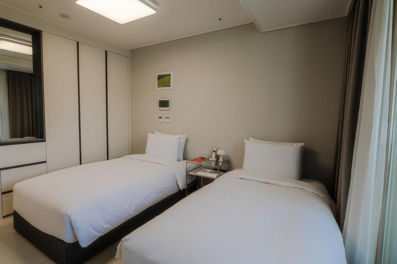 Shiftdoor Hari Hotel