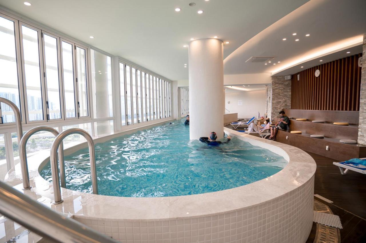 Khách sạn Centum Suitehotel Busan