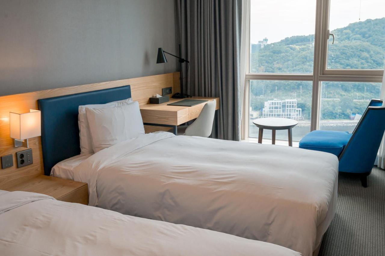 Khách sạn Centum Suitehotel 3*