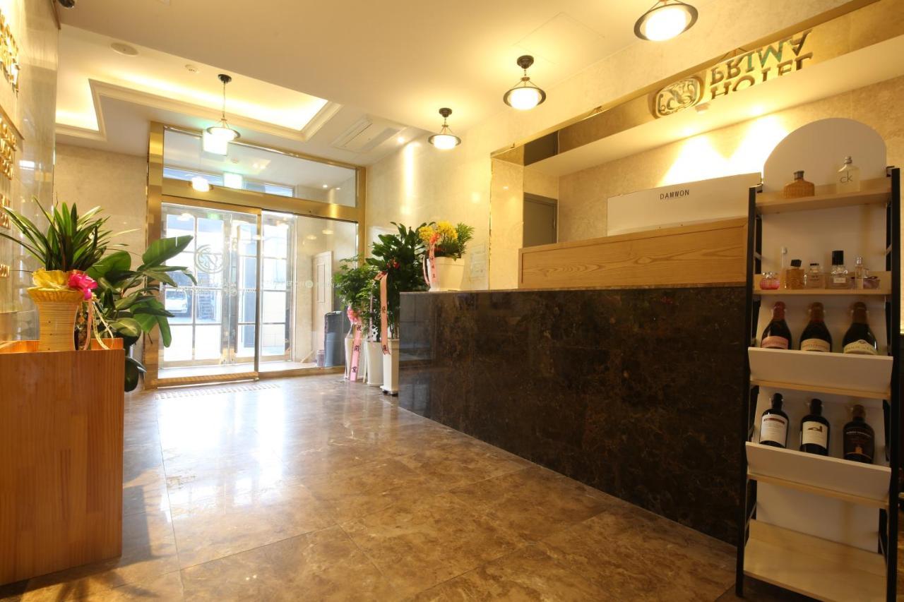Prima Hotel 3*