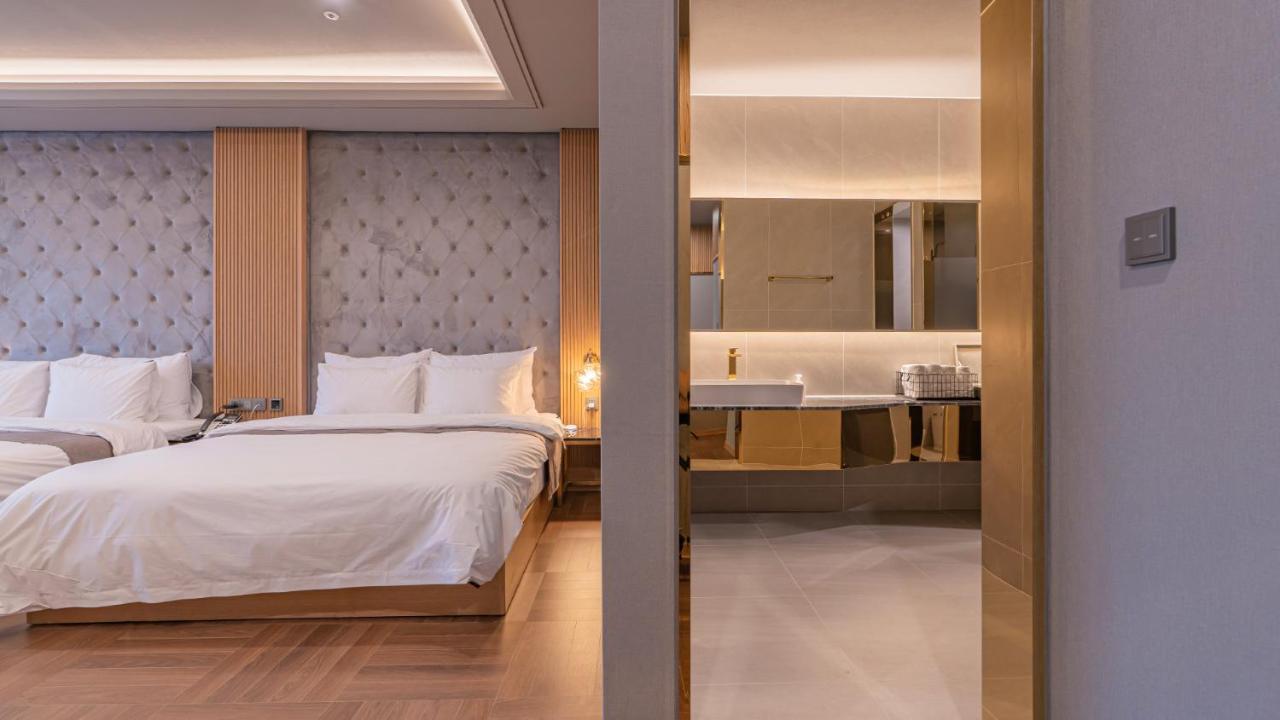 Yeongdo Grandbern Busan