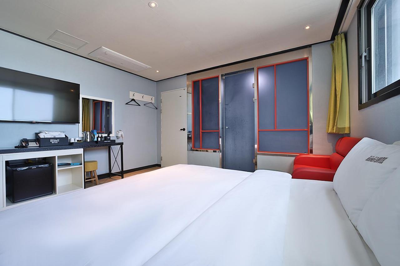 Hermes Hotel 2*