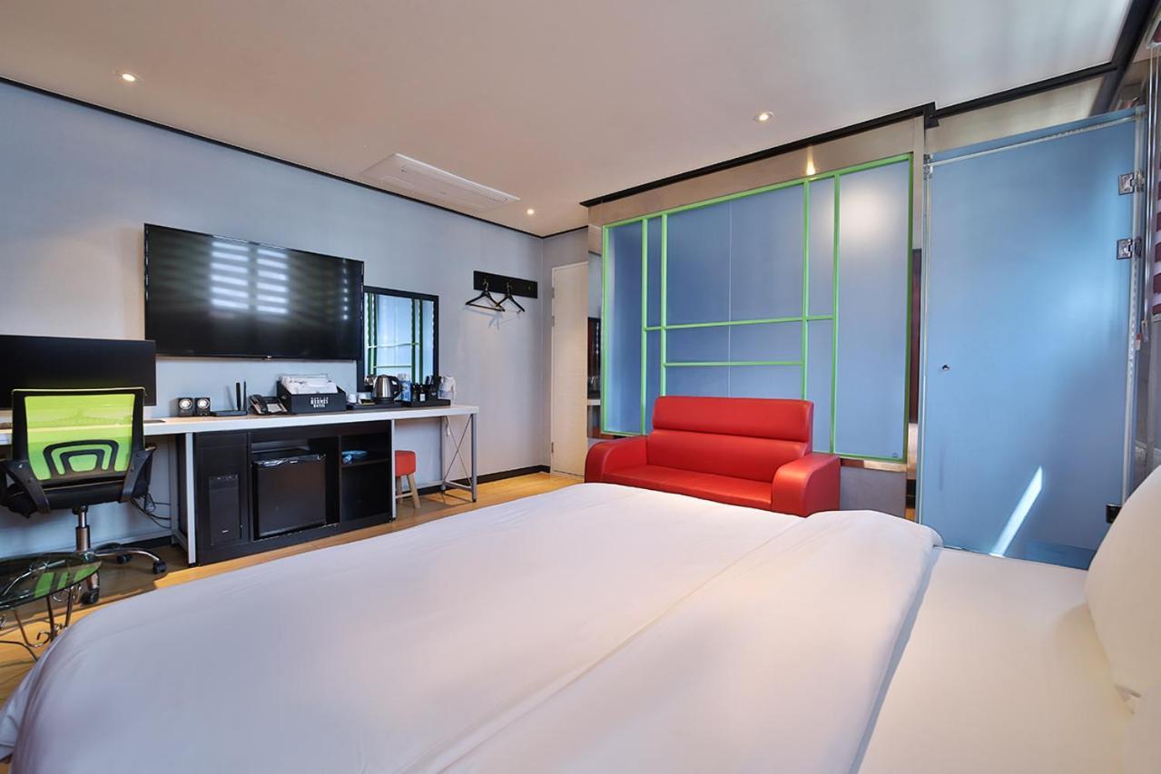 Hermes Busan