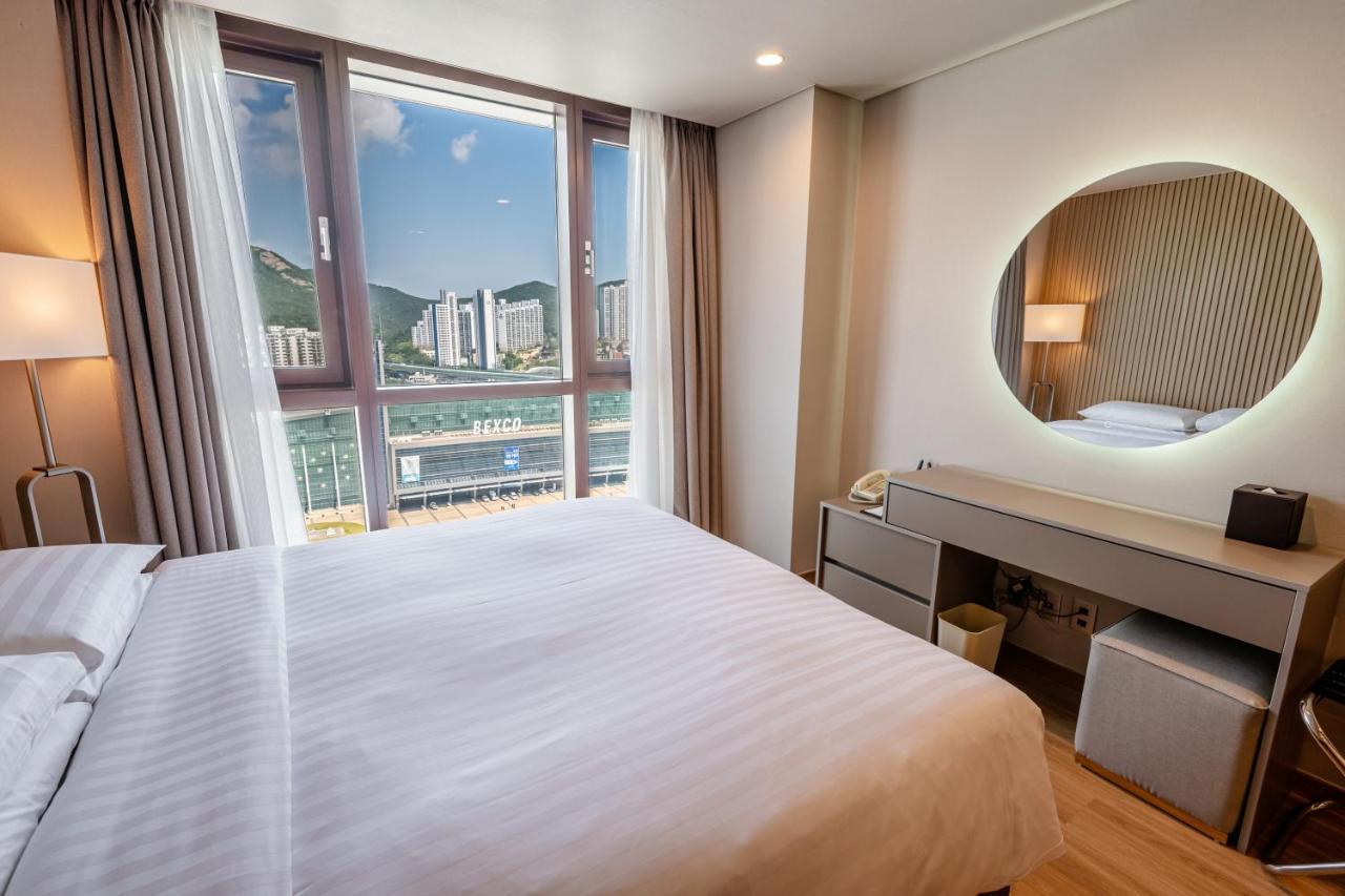 Haeundae Centum Hotel 4*