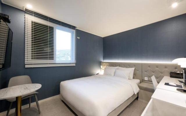 Yaja Gwangalli Hotel *