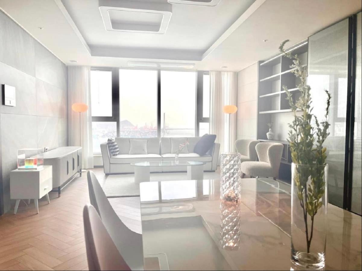 Apartment G7 Station Busan