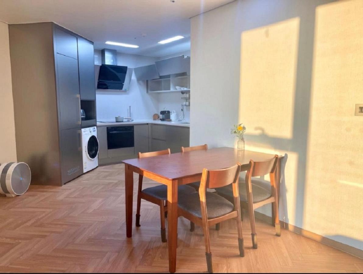 G7 Station Apartment Busan