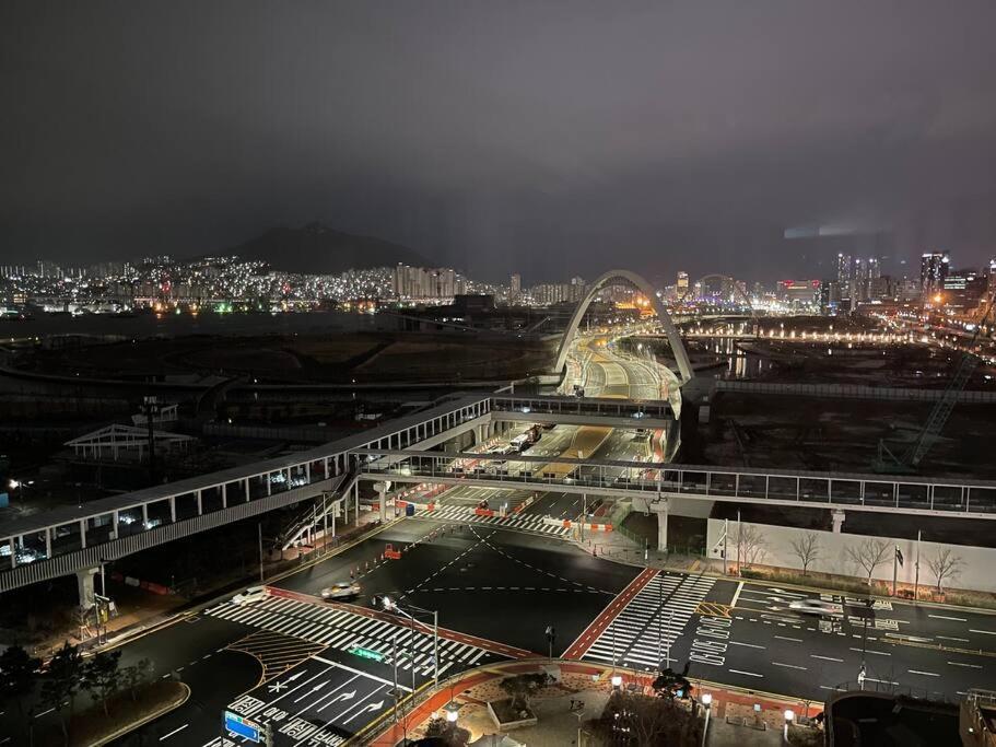 G7 Station Apartment