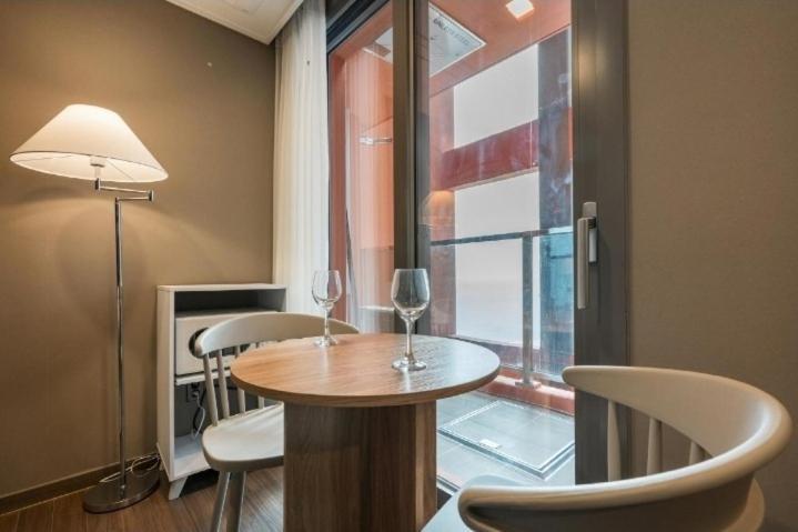 Elbon The Aparthotel