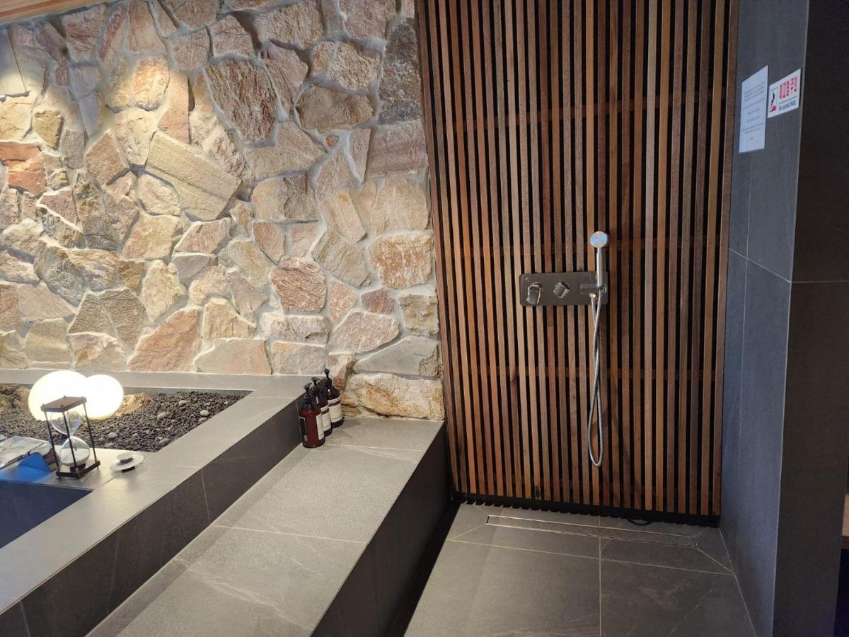 Myeongwolga Poolvilla Holiday home Busan