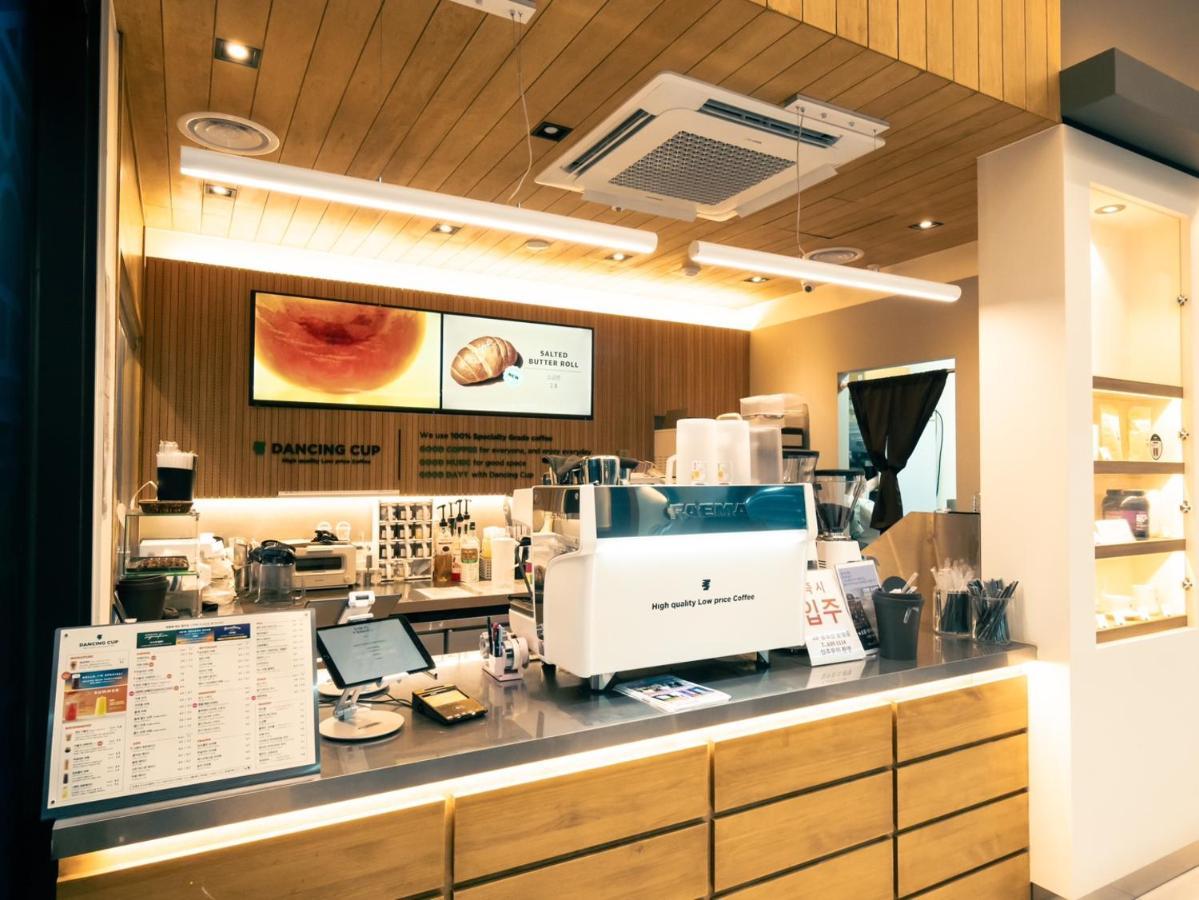 Khách sạn Allzip Archieve4h 3*