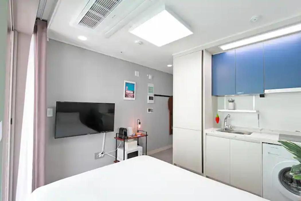 Elmomento Gwangan Hotel *