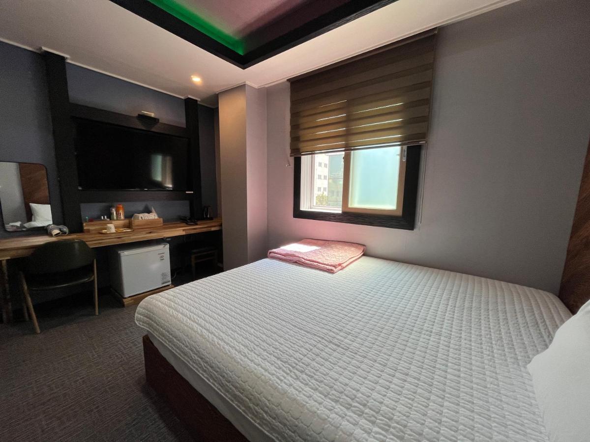 Maldives & Hotel