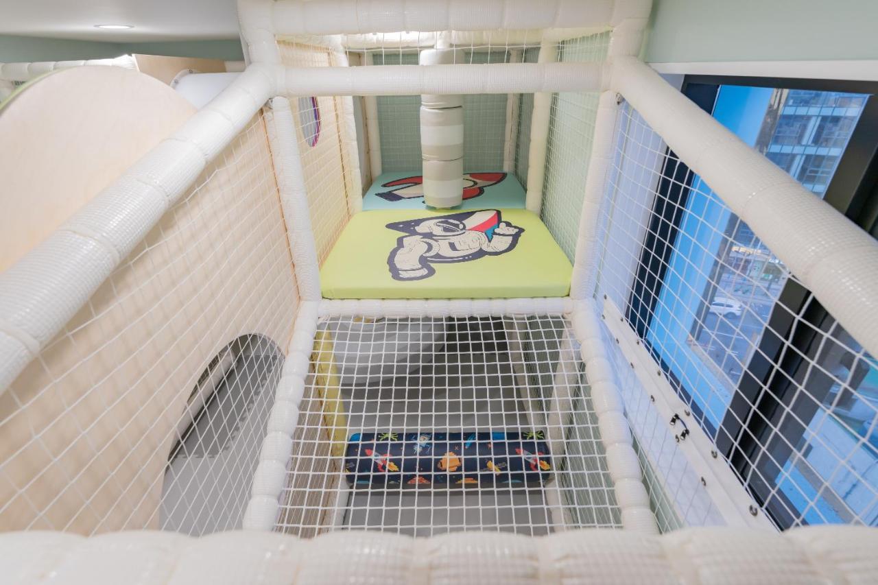 Denbasta Kids Hotel *