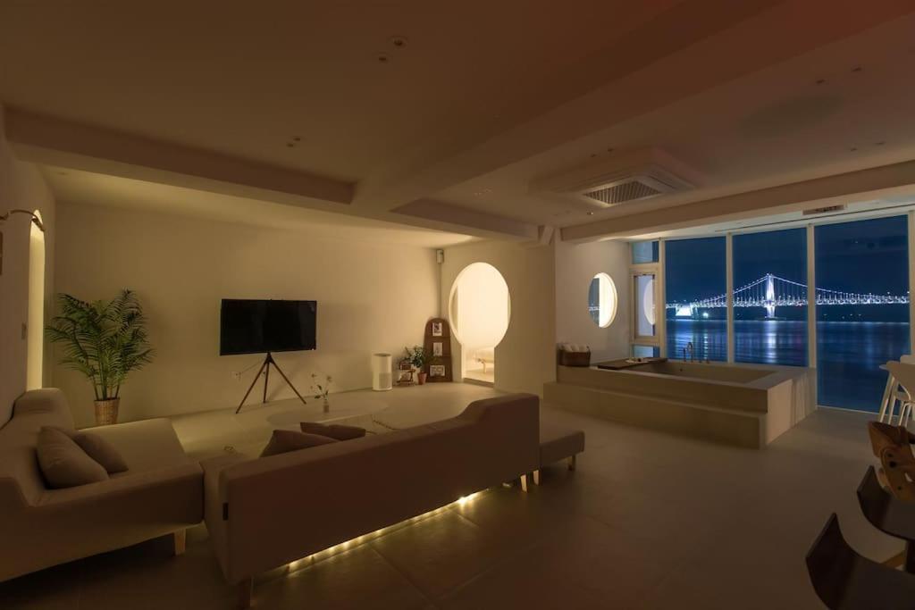 Moment Holiday home Busan
