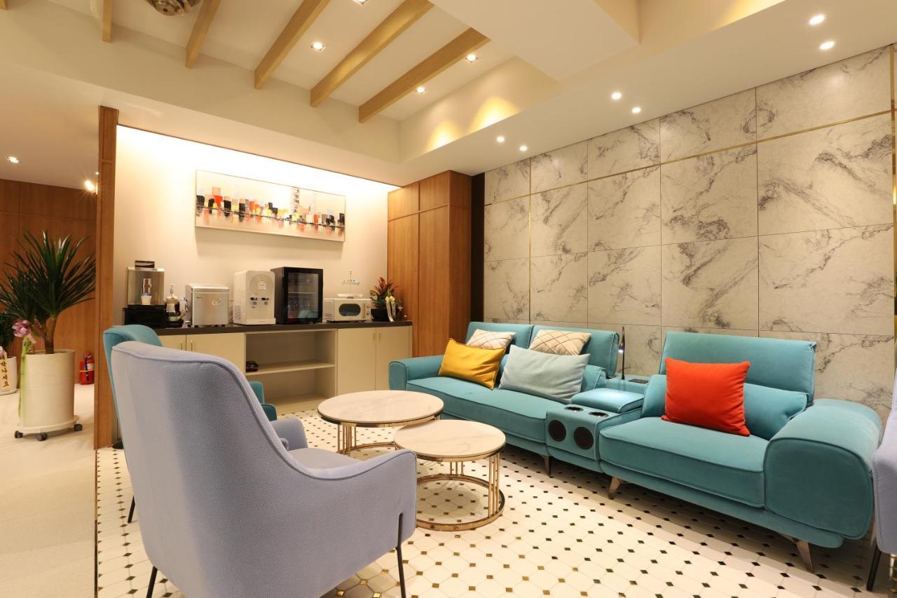 H Avenue Minam Busan