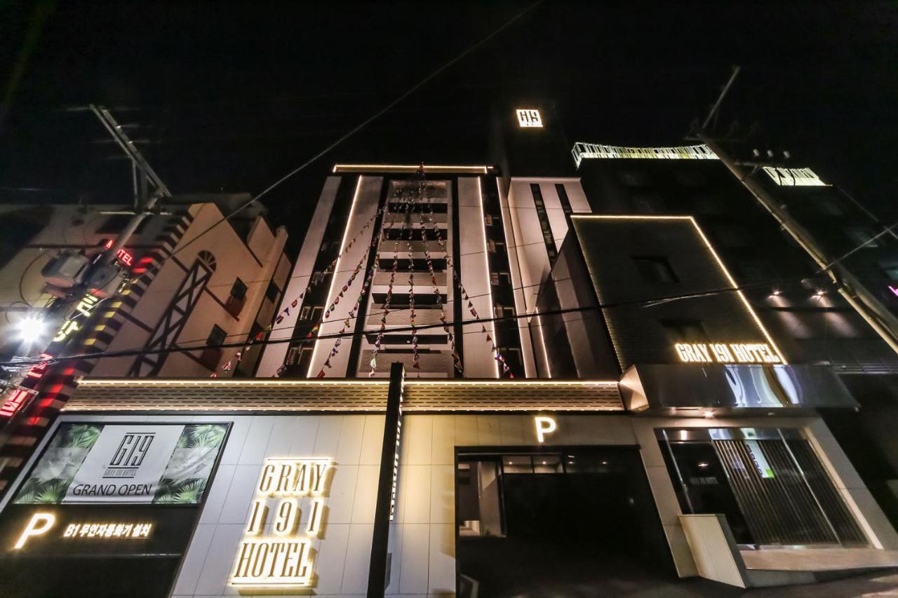 Gray 191 Hotel *