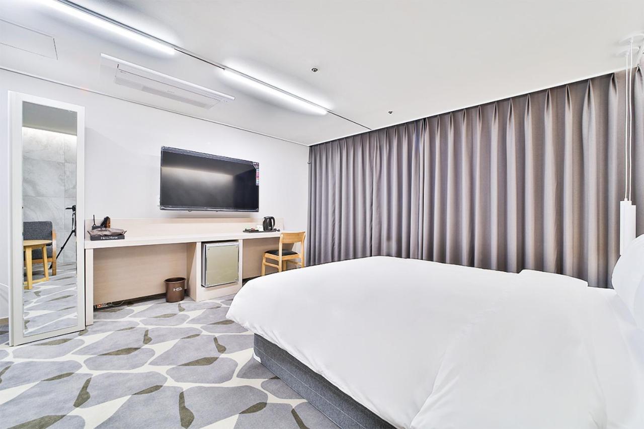Haydn Hotel *