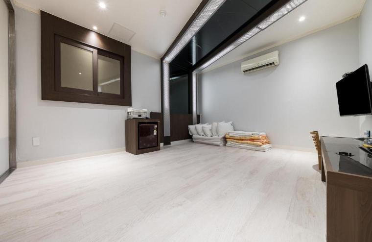 Lien Motel Busan