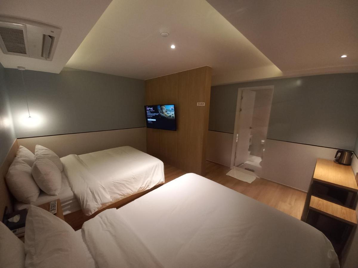 Hotel Adena Busan