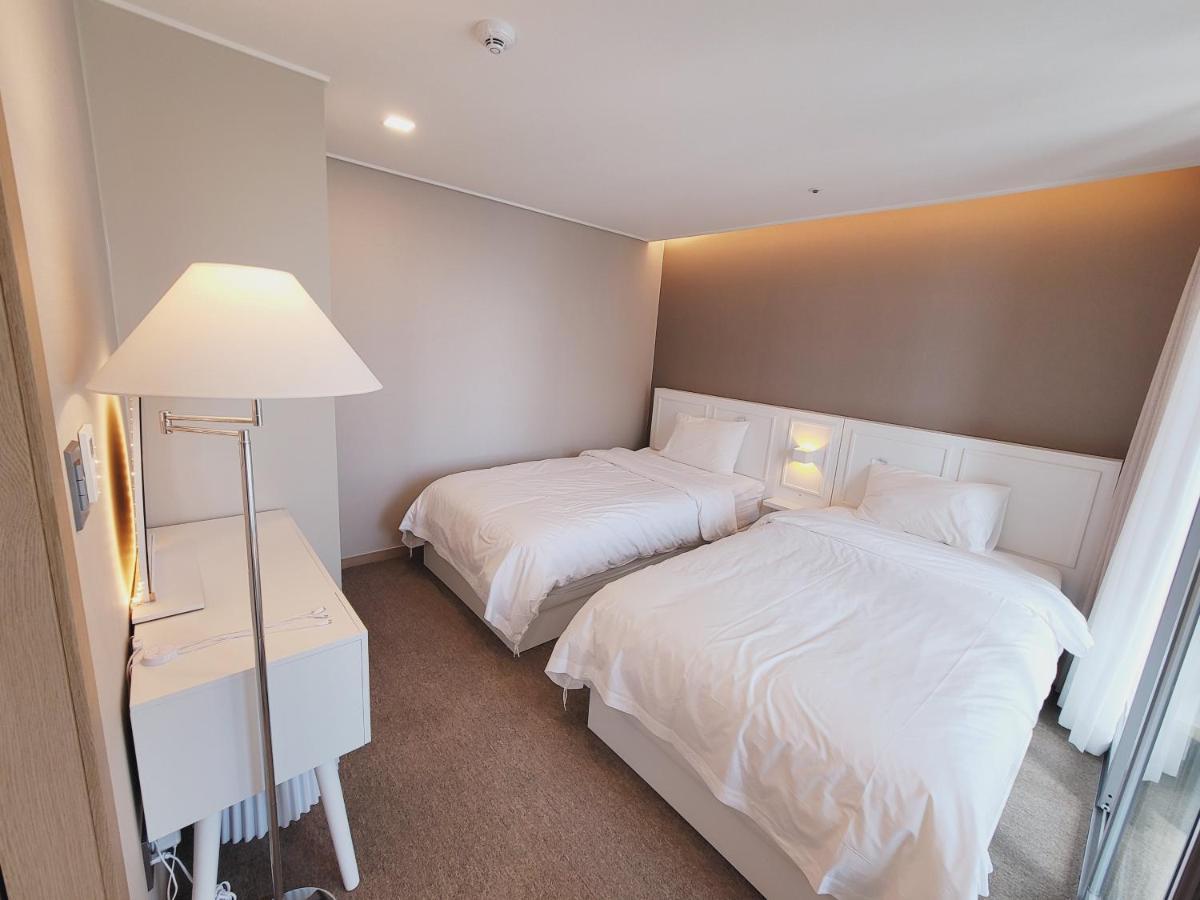 Travel In Haeundae With Location * Busan