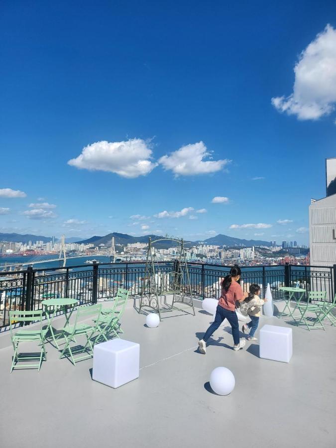 Aparthotel Mirage Yeondo Ocean View Rooftop