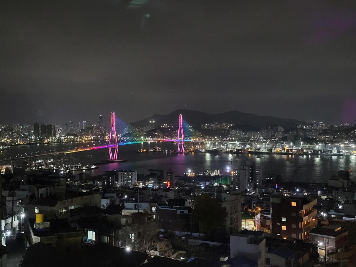 Mirage Yeondo Ocean View Rooftop Aparthotel