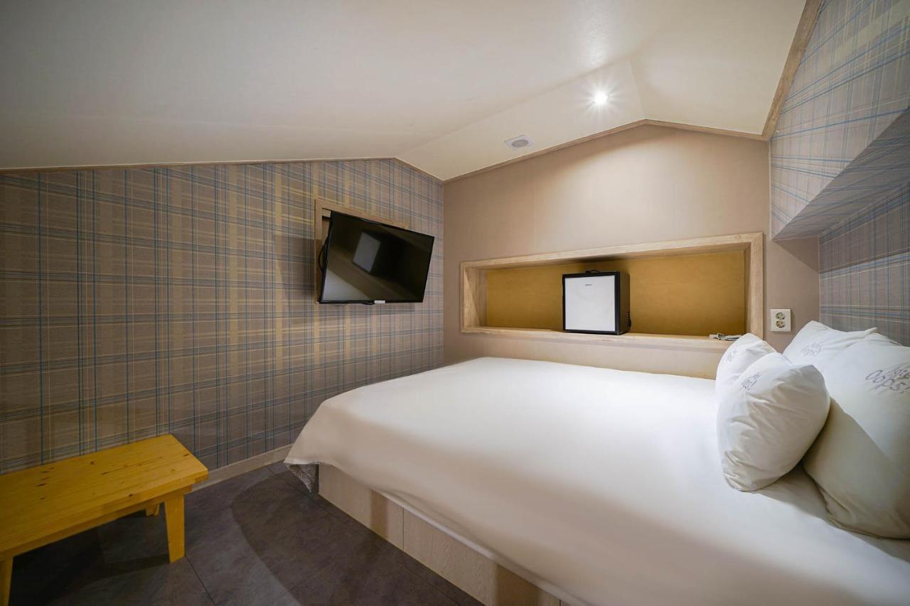 Hotel Oops Busan