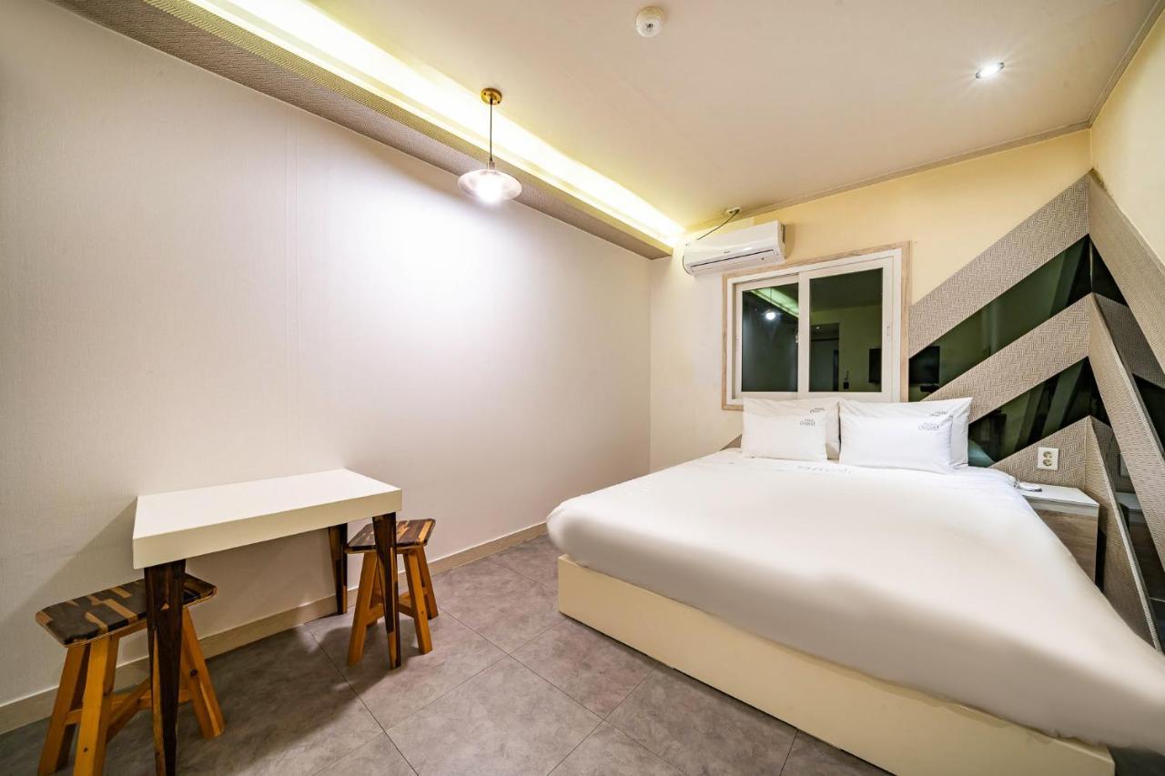 Hotel Oops Busan