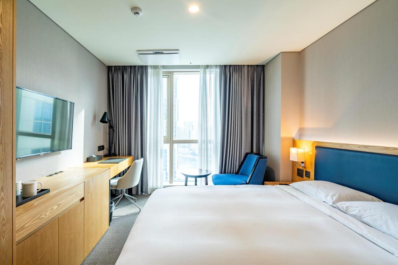 Centum Business Hotel 4*