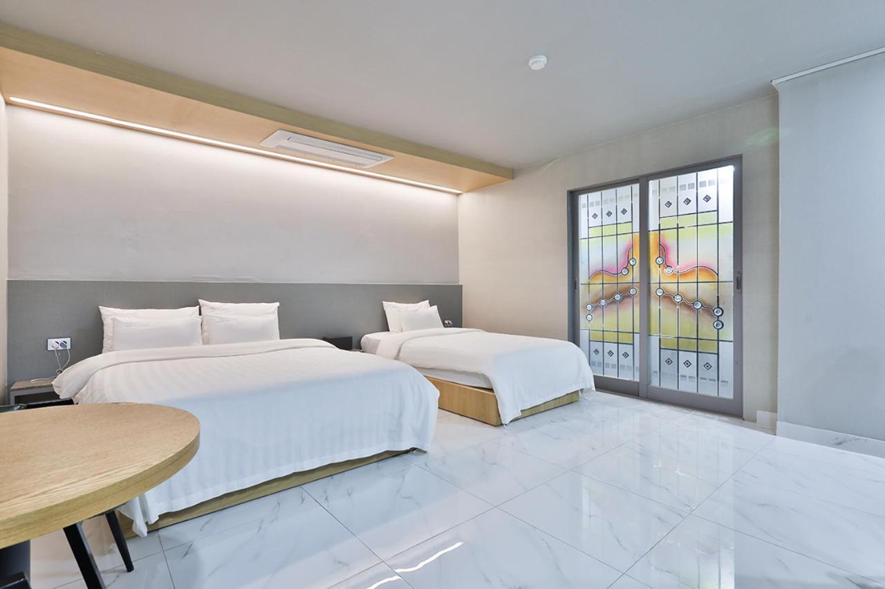 Shire Station Hotel Busan