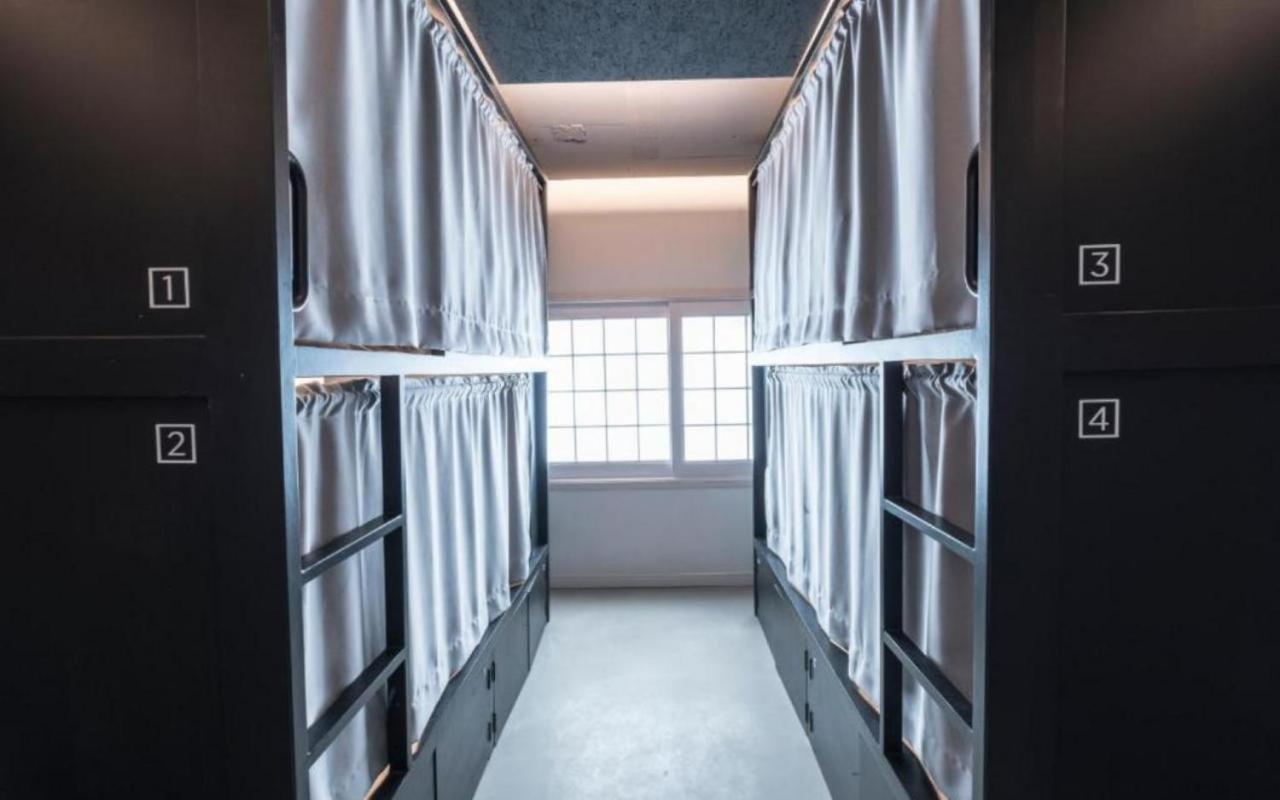 Canvas Black Hostel Busan