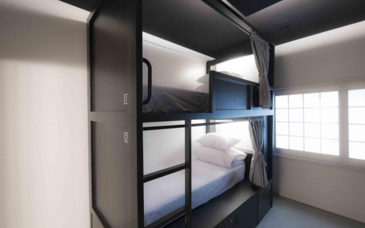 Canvas Black Hostel Busan
