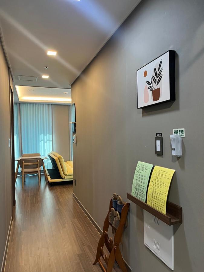 Cheulgu's In Haeundae Apartment *