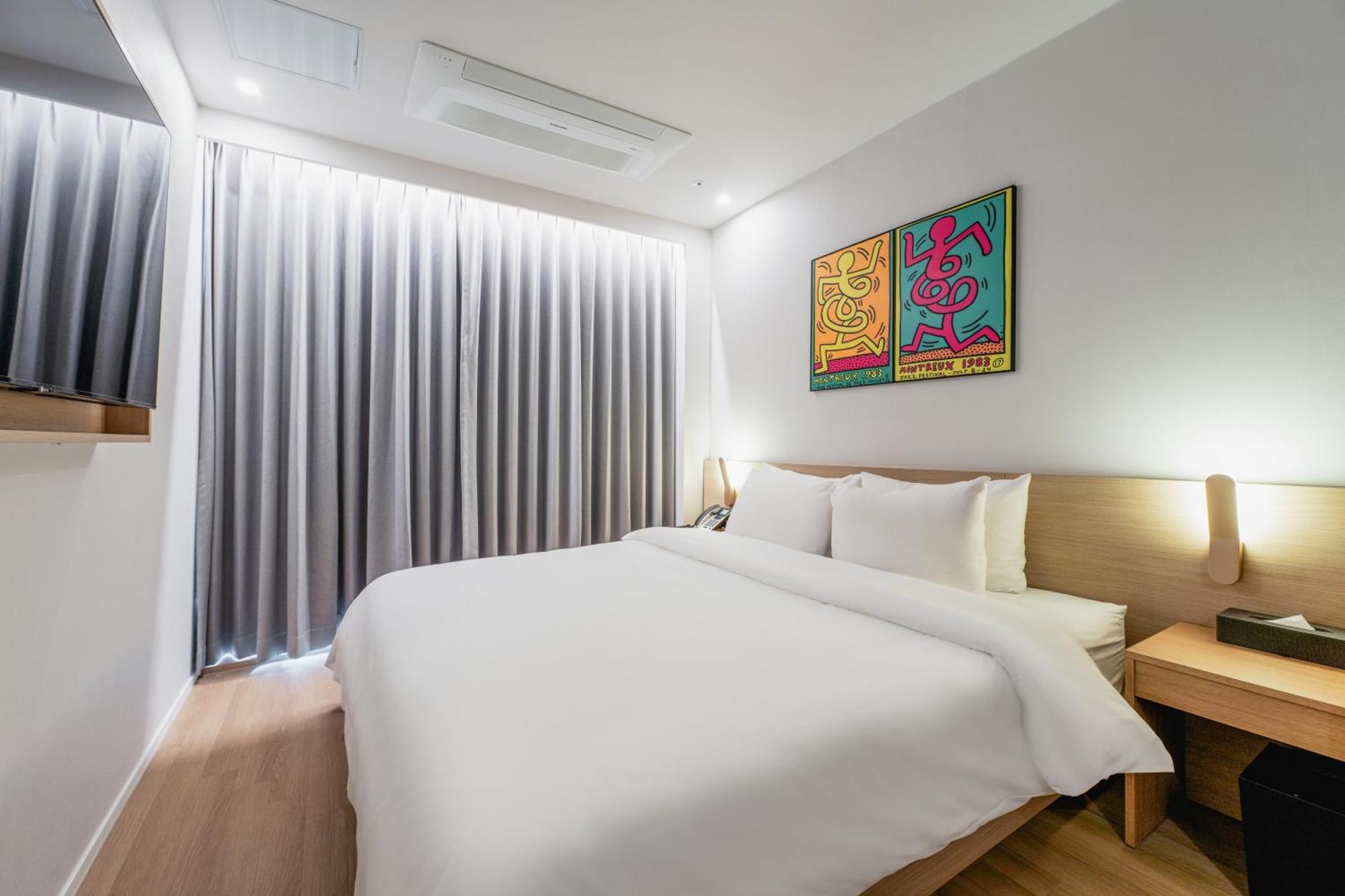 Hotel Gray 193