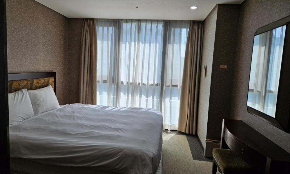 Centurn Victoria 3* Busan