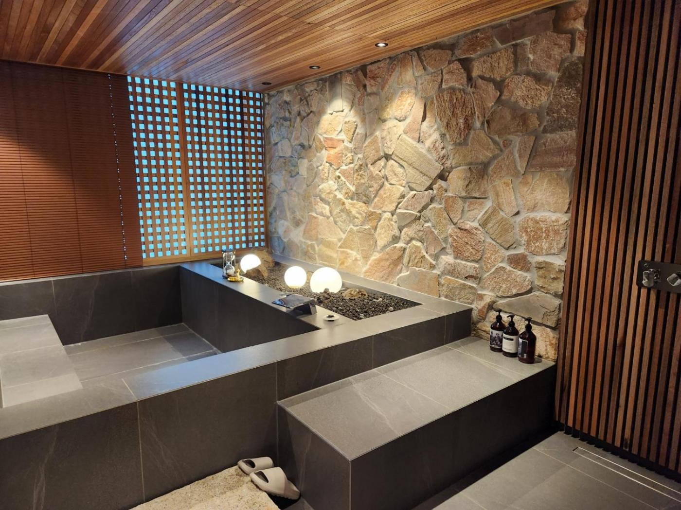 Holiday home Myeongwolga Poolvilla Busan