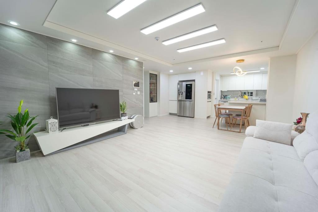 Apartment Haeundae Chocho House 1 Busan