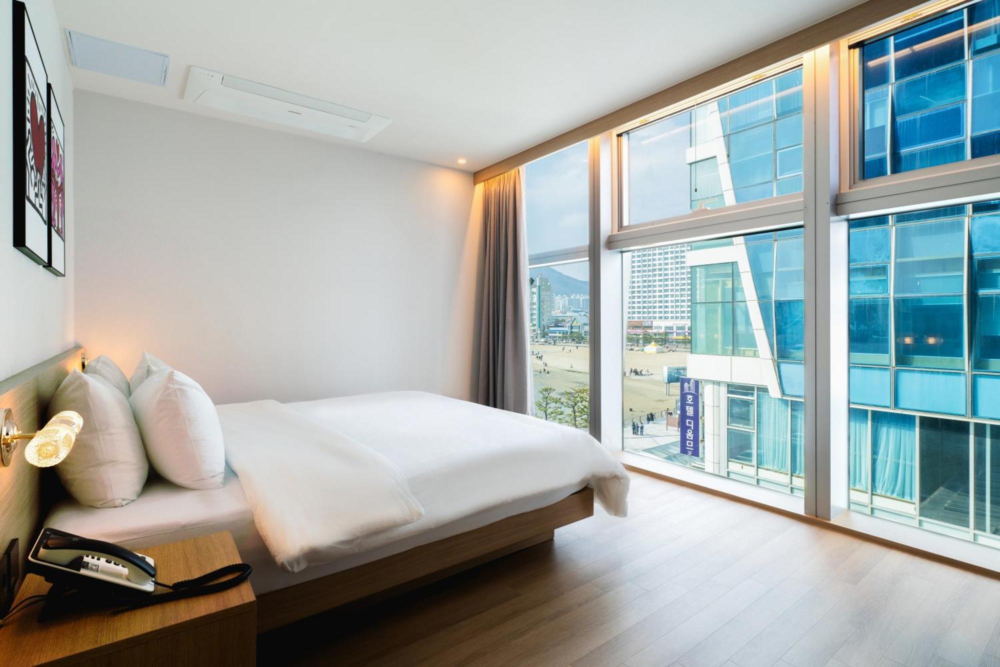 Gray 193 Hotel