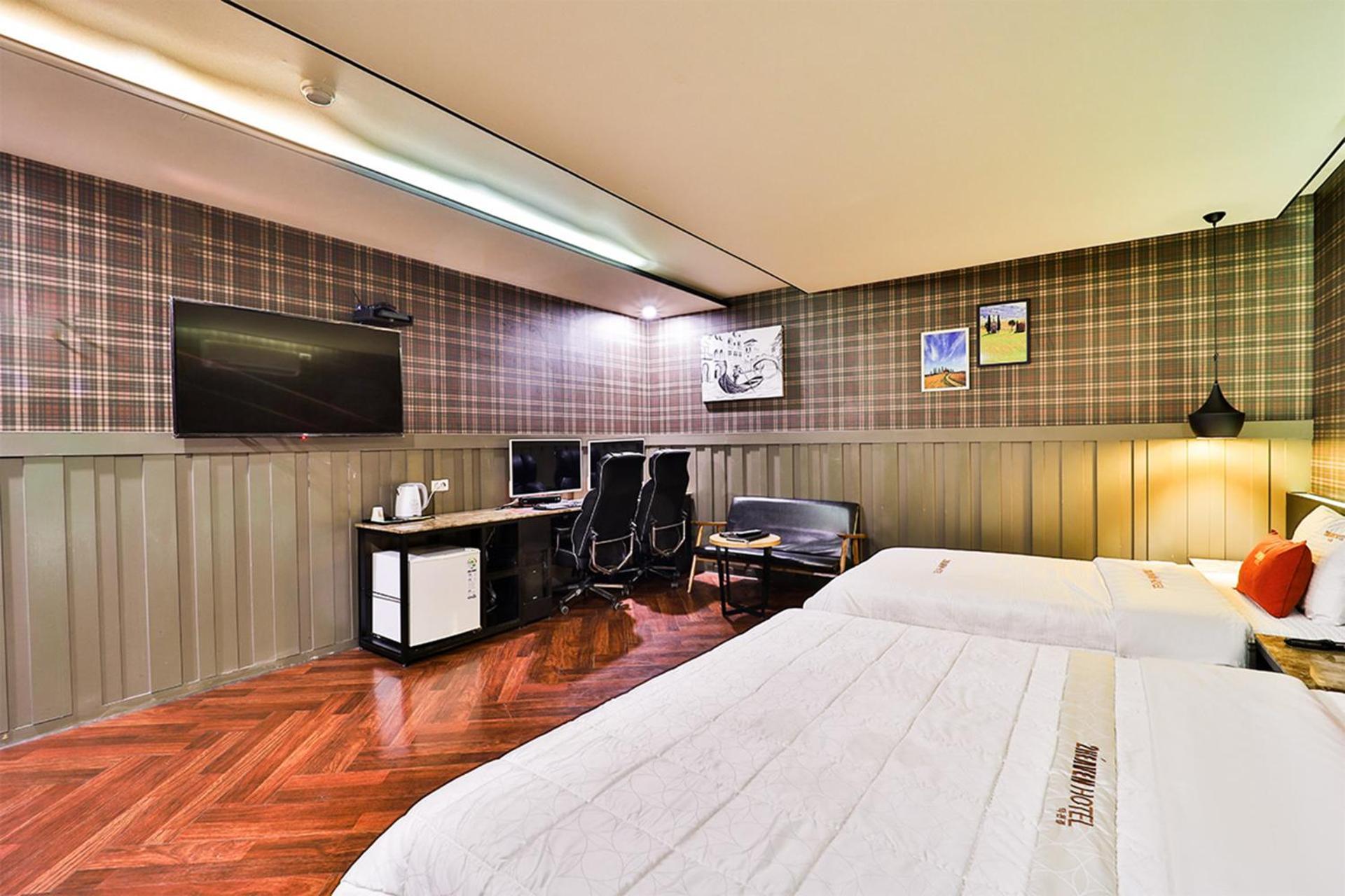 Hotel 2heaven *