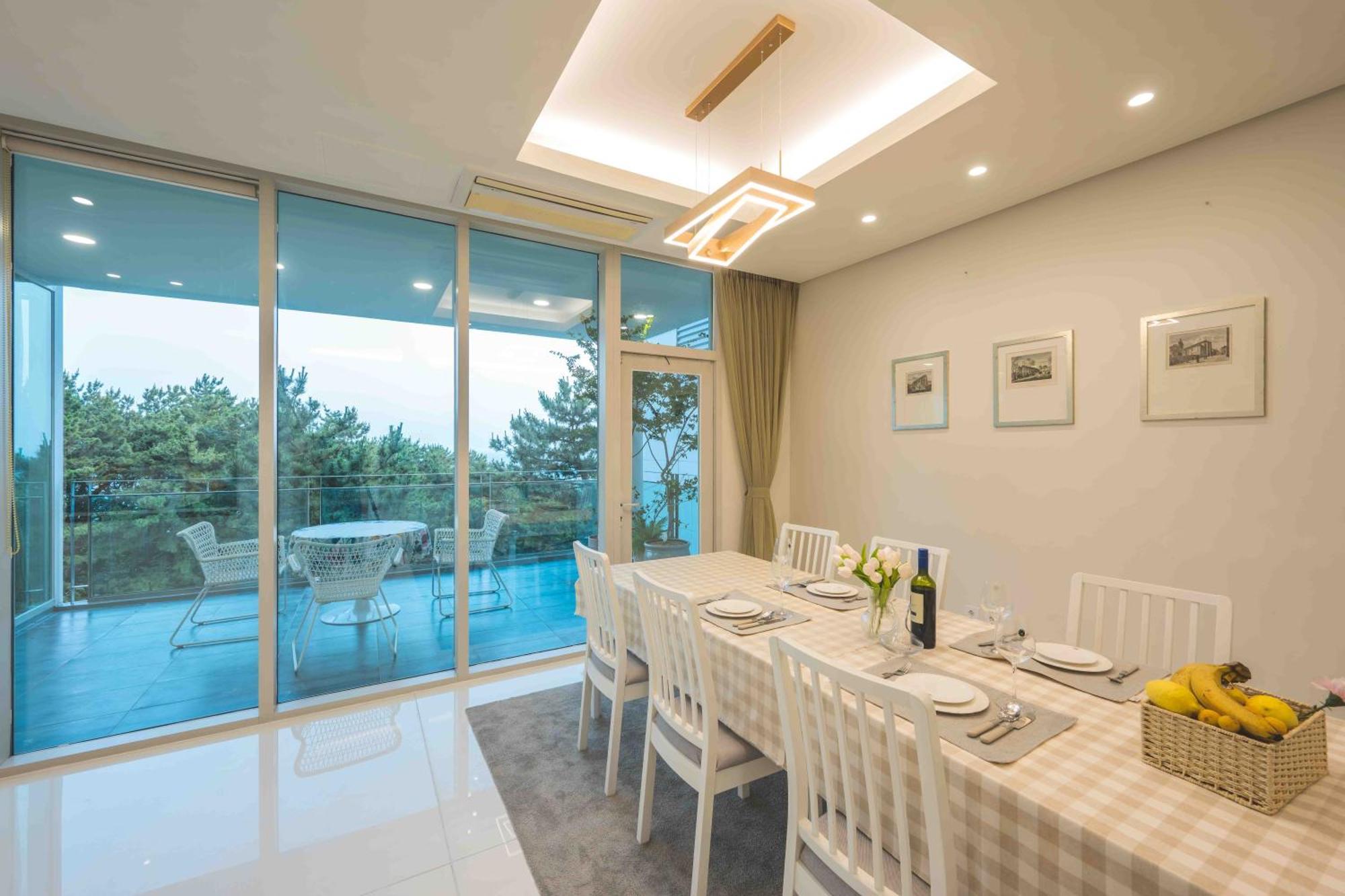 Nhà nghỉ 500m2 Ocean View Private Let House Busan