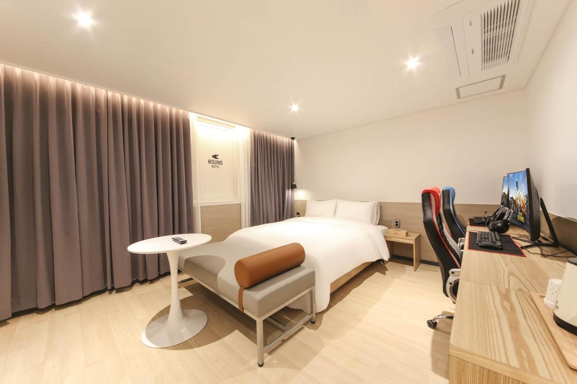 Hotel Hound Sasang Branch