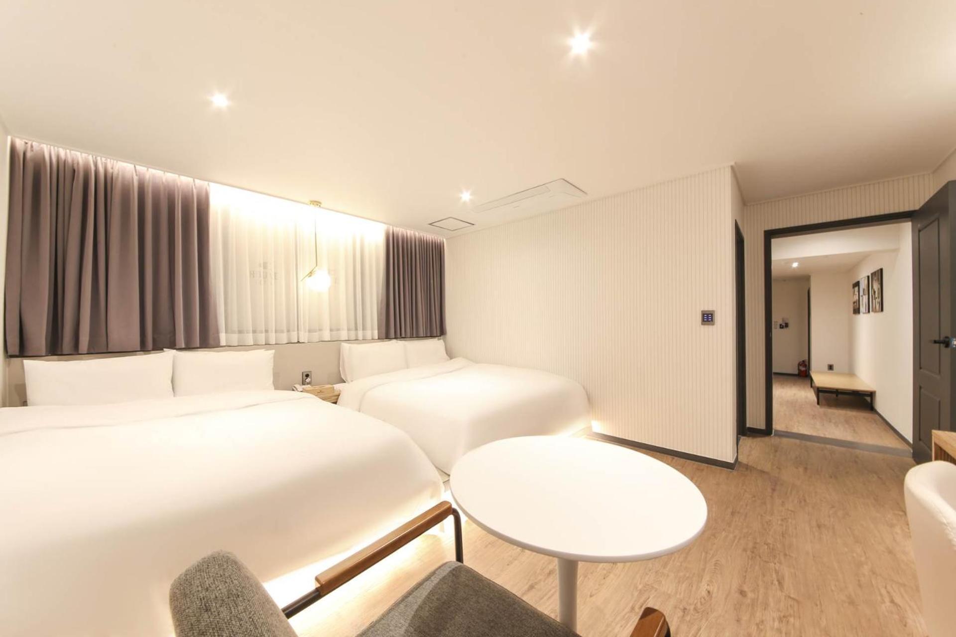 Hound Sasang Branch Hotel 2*