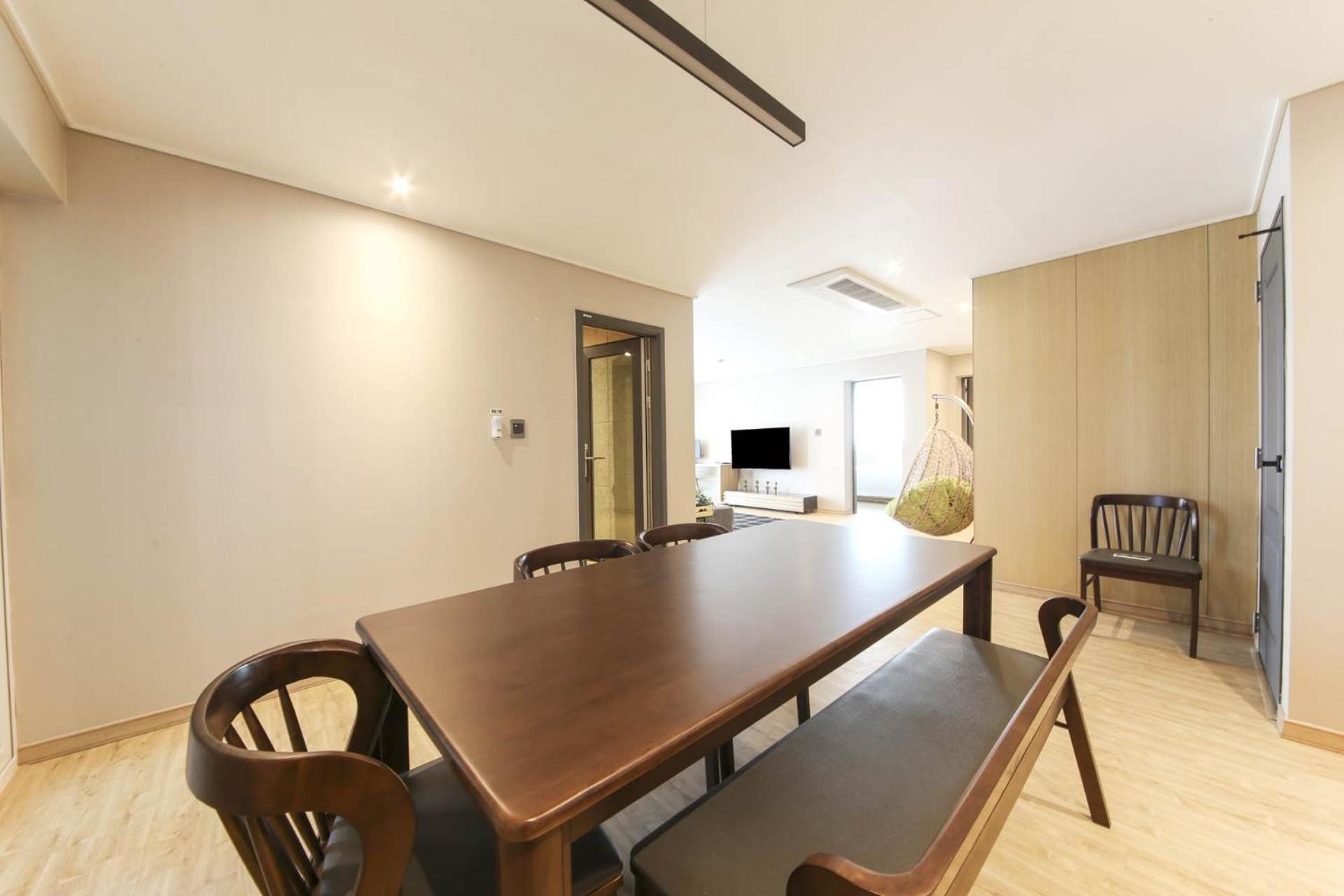 Hound Sasang Branch Hotel Busan